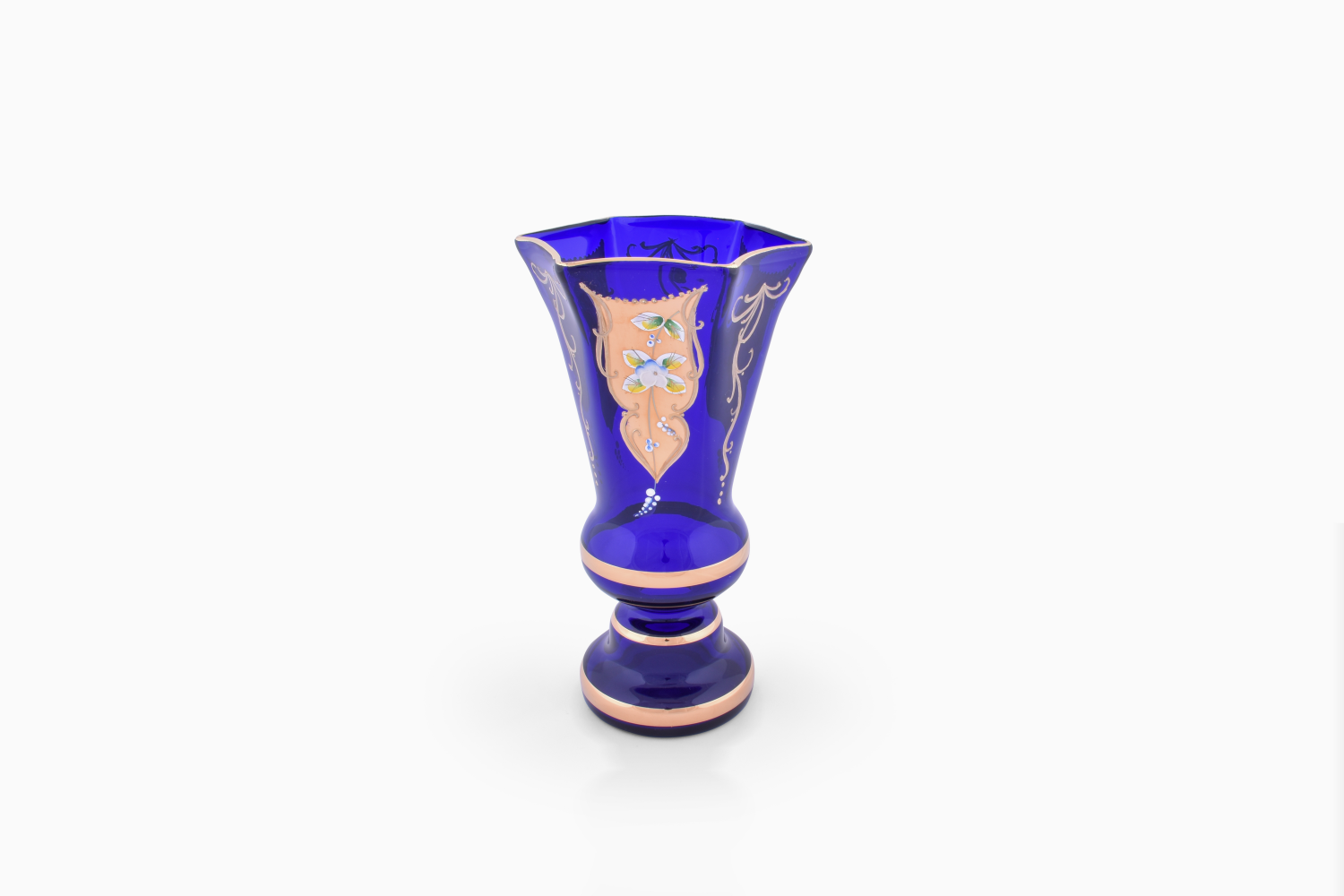 Vase C048