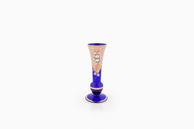 Vase C056